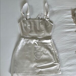 Abercrombie & Fitch White Satin Crop Top/Mini Skirt Set size XS *new with tags*